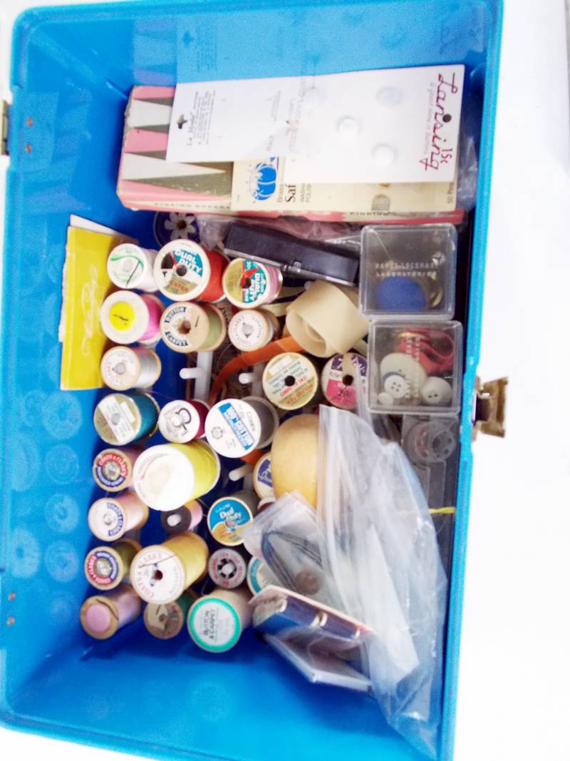 Singer featherweight Portable Sewing Machine