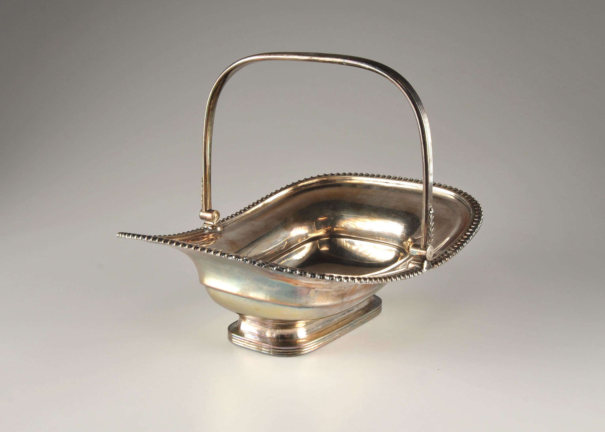 Antique Nathaniel Smith and Co. Victorian Silver Plate Eagle Motif Basket