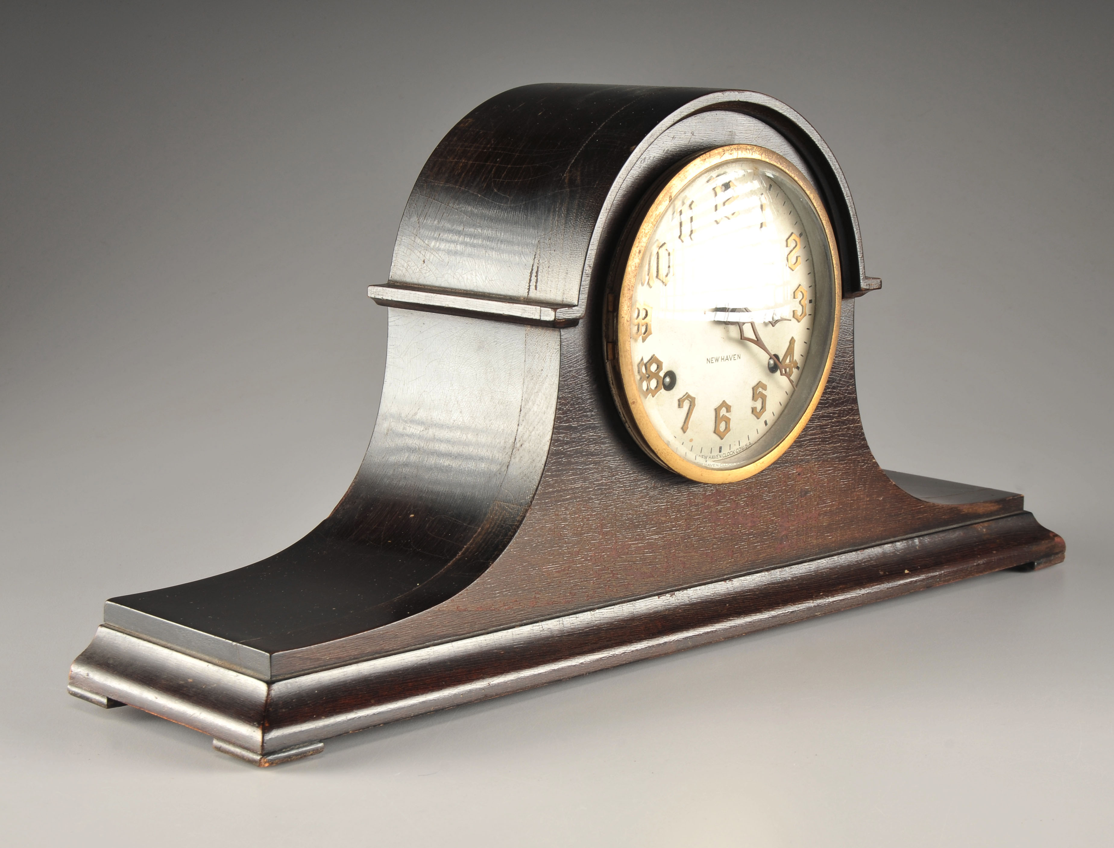 Antique Mahogany New Haven Clock Co. Mantel Clock