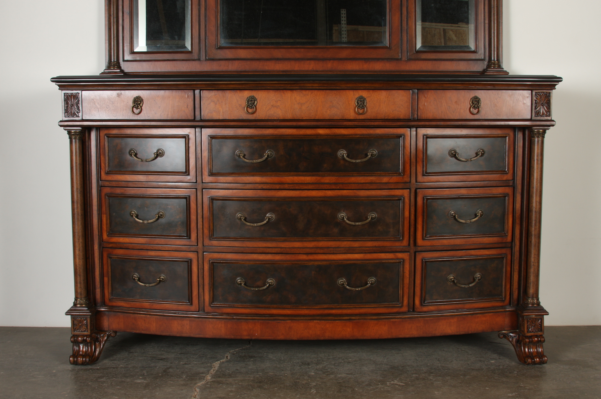 Chest of Drawers/Dresser and Mirror