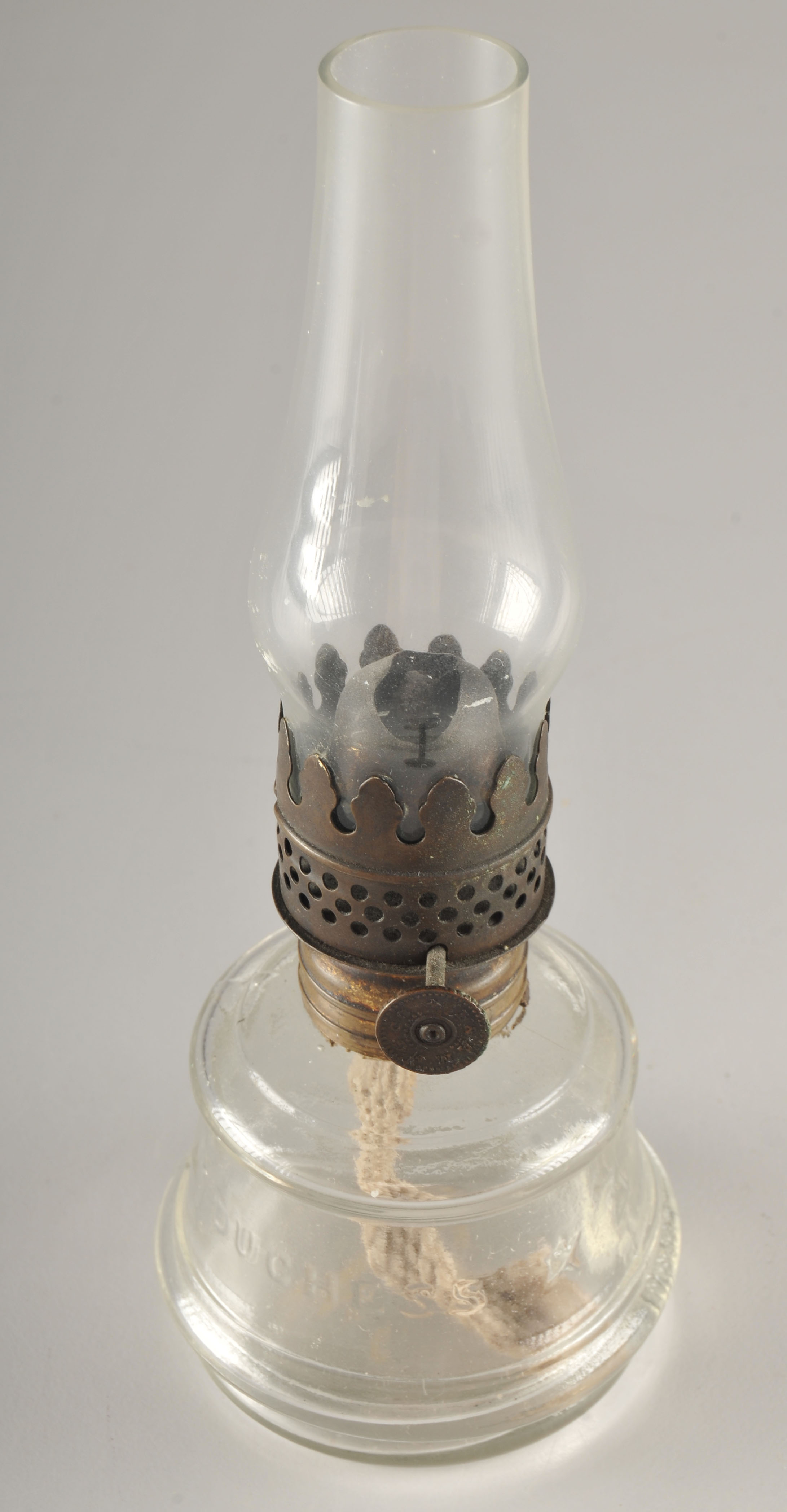 Antique Little Duchess Miniature Bedroom FInger Lamp