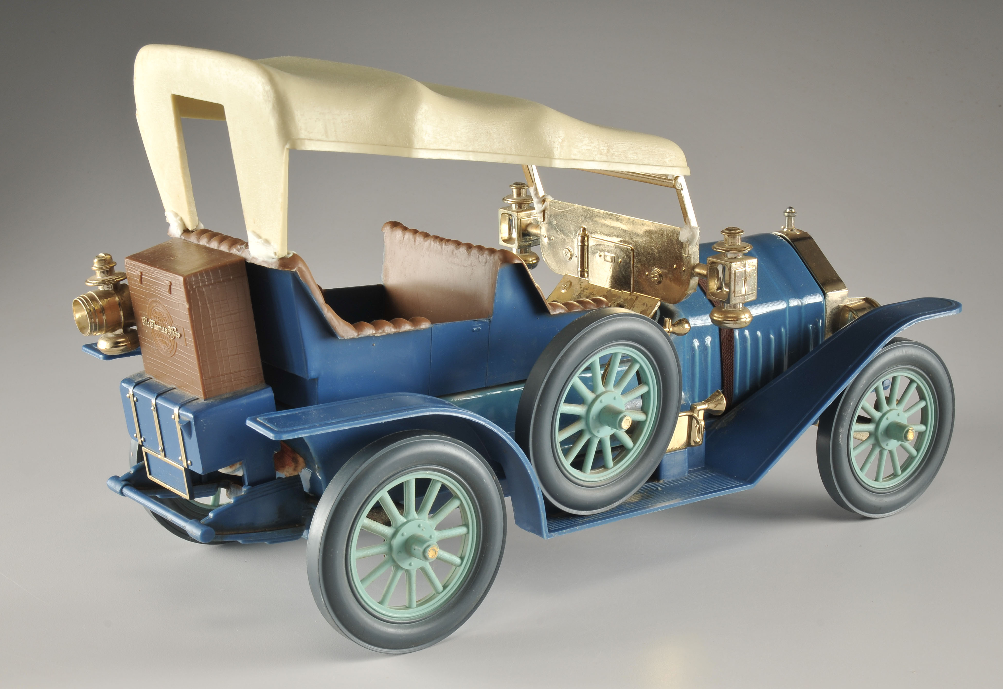 Two vintage collectible Jim Beam bottles 