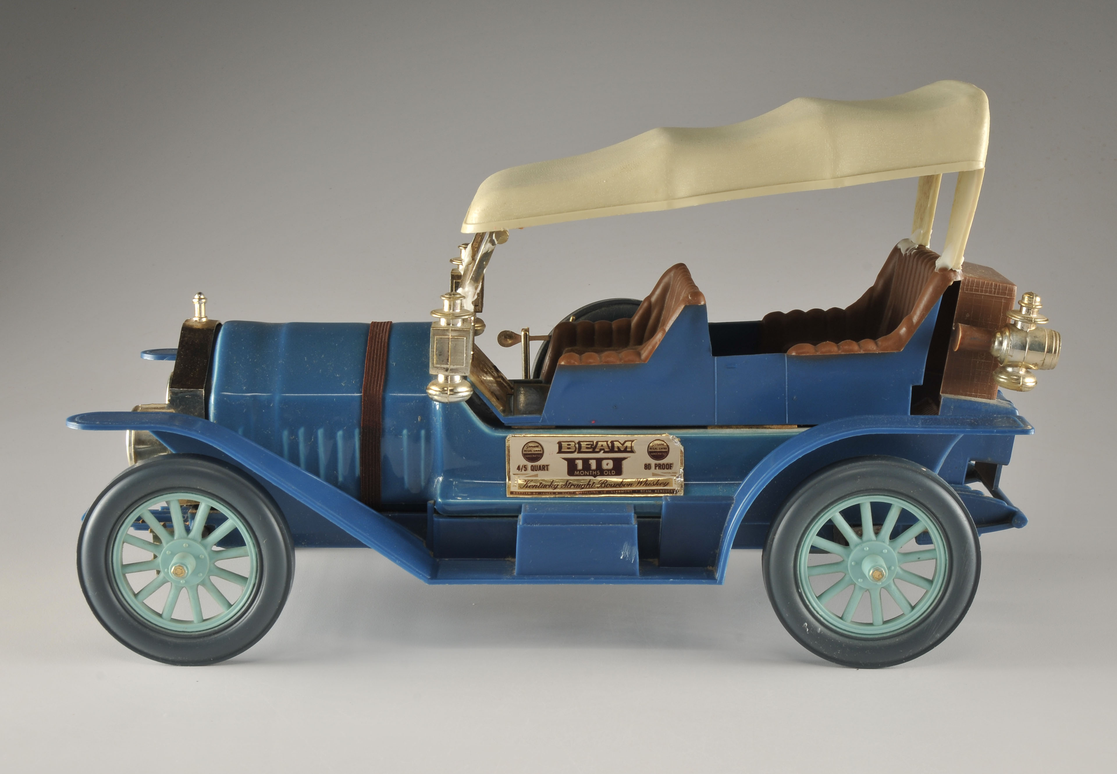 Two vintage collectible Jim Beam bottles 