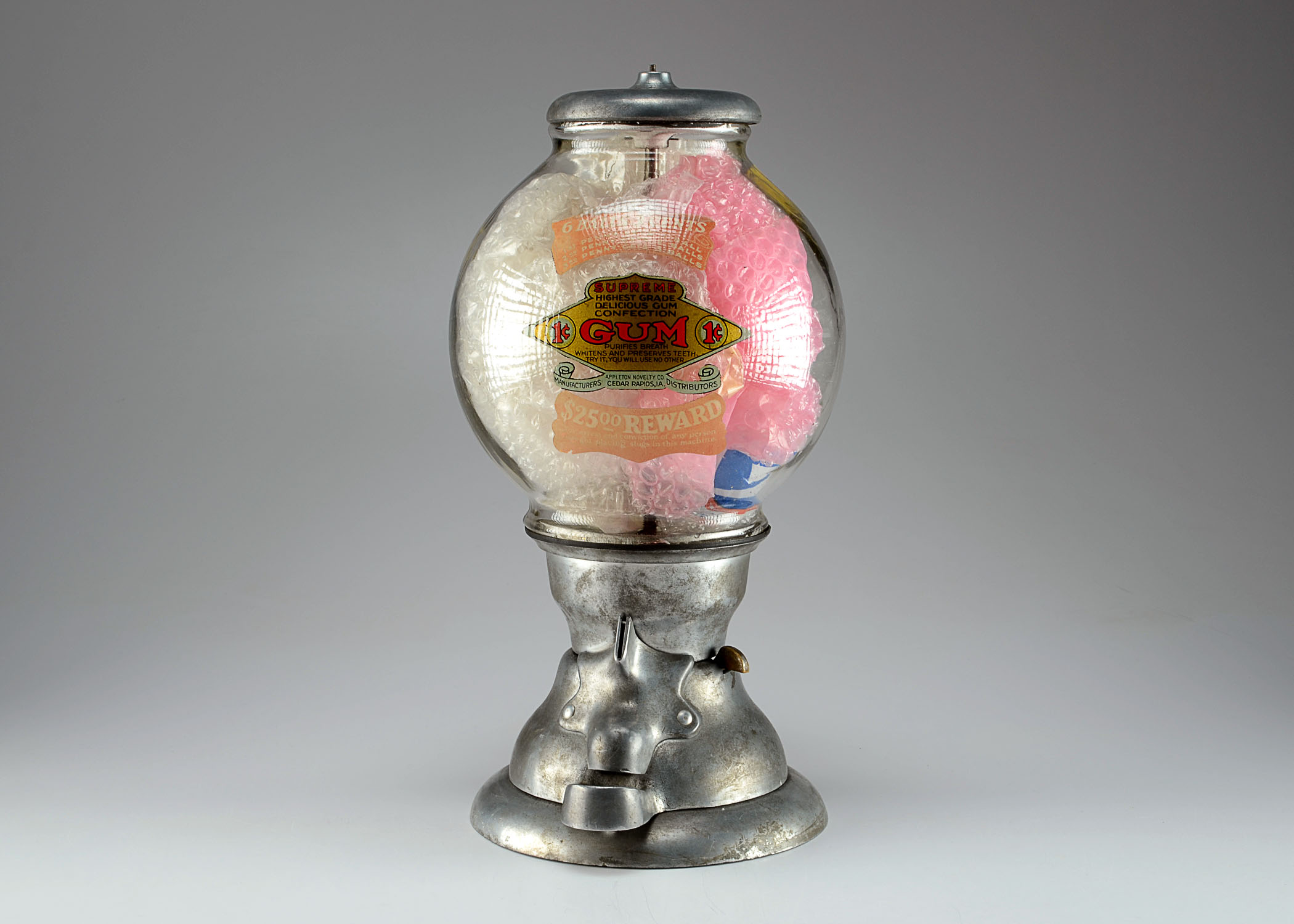 Antique Appleton Novelty Co. One Cent Gumball Machine