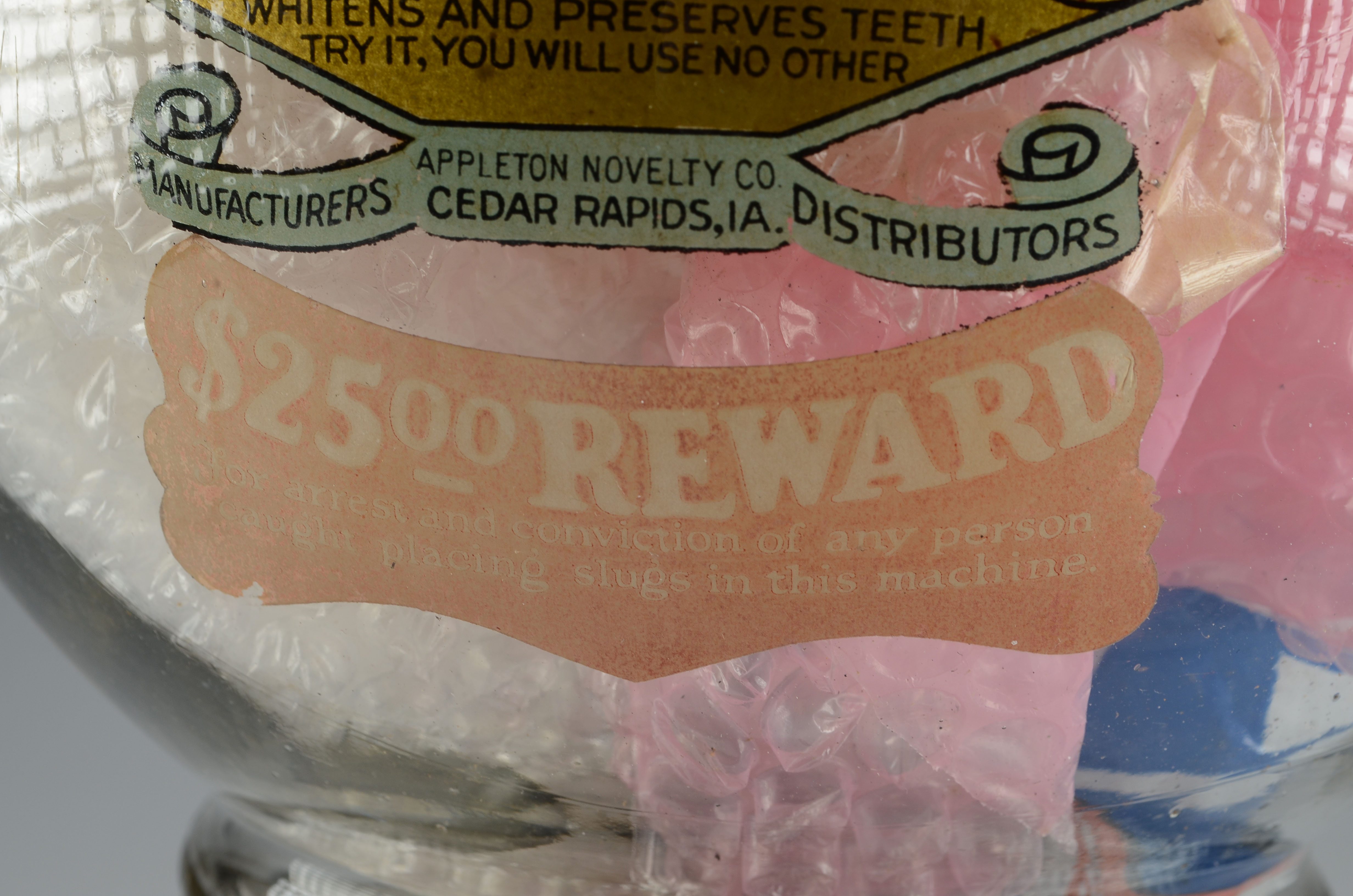 Antique Appleton Novelty Co. One Cent Gumball Machine