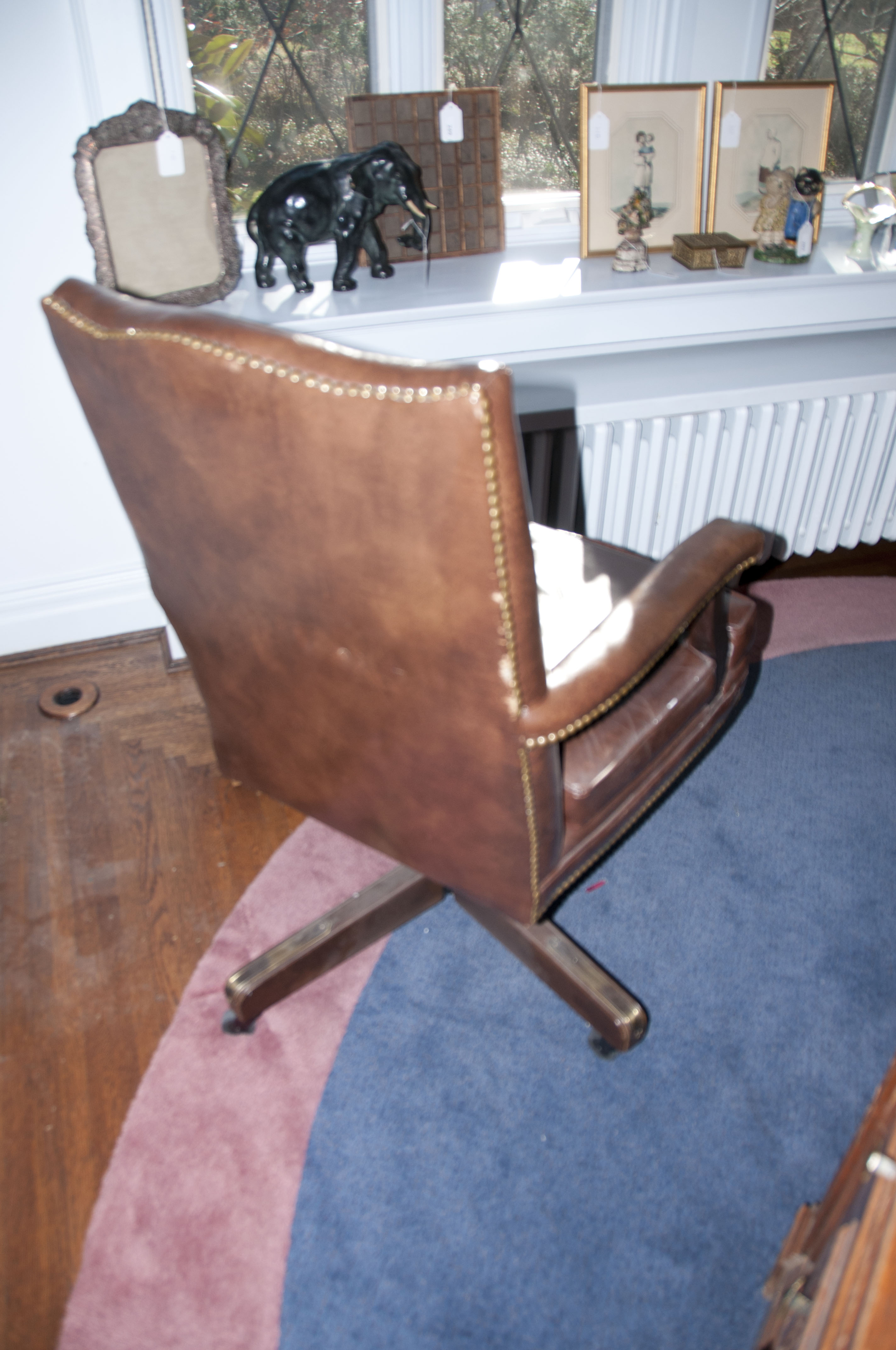 Alma Desk Company, Leather Chair