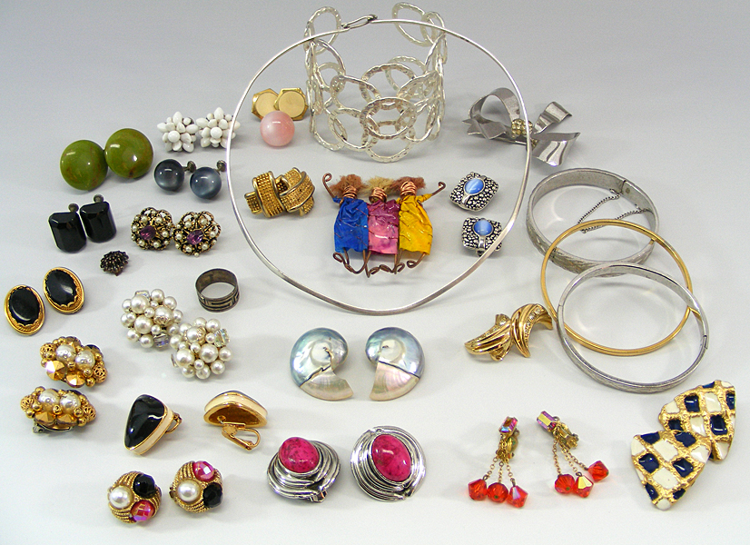 Generous Jewelry Lot