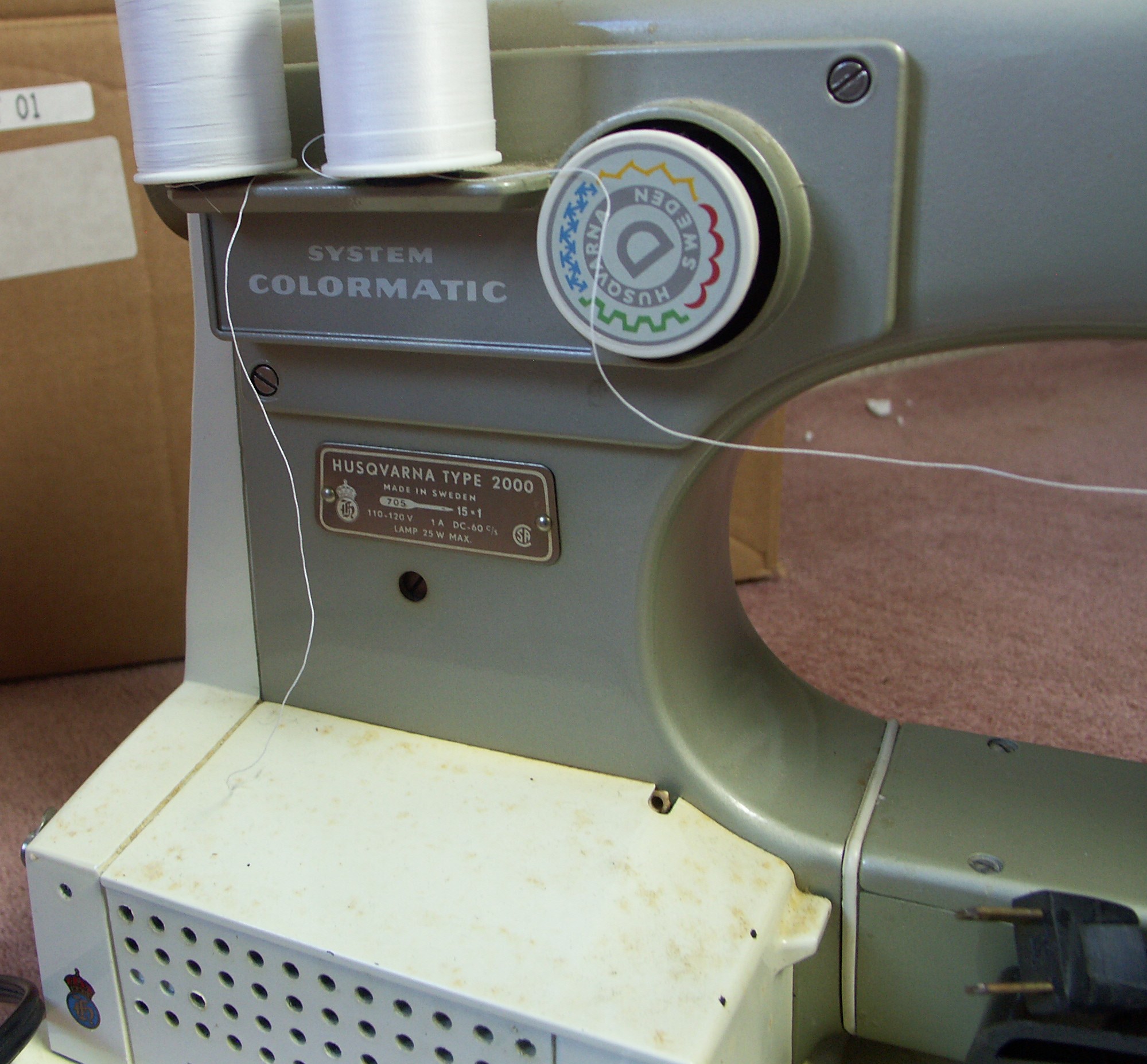 Viking 2000 Sewing Machine