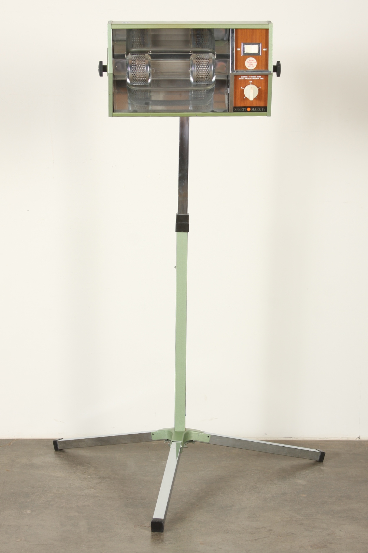 Sperti Mark IV Tanning Lamp with Floor Stand
