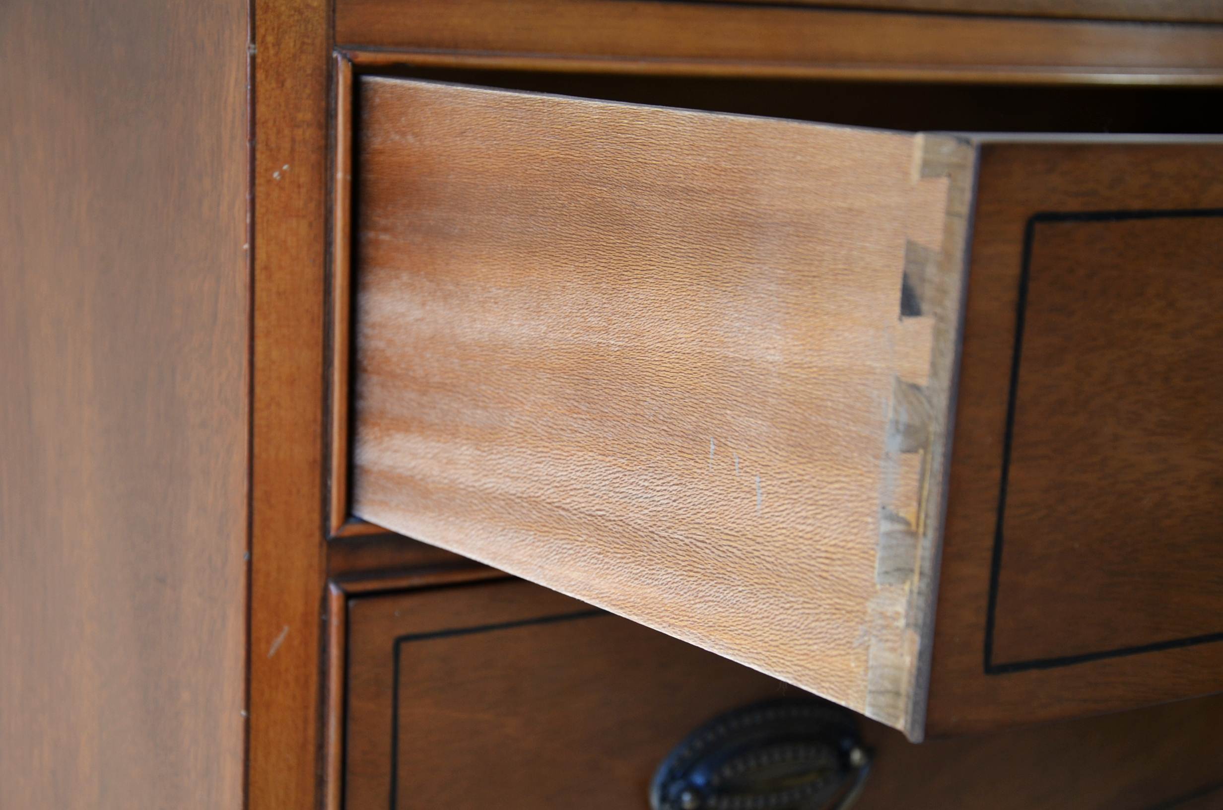 Heritage Henredon dresser.