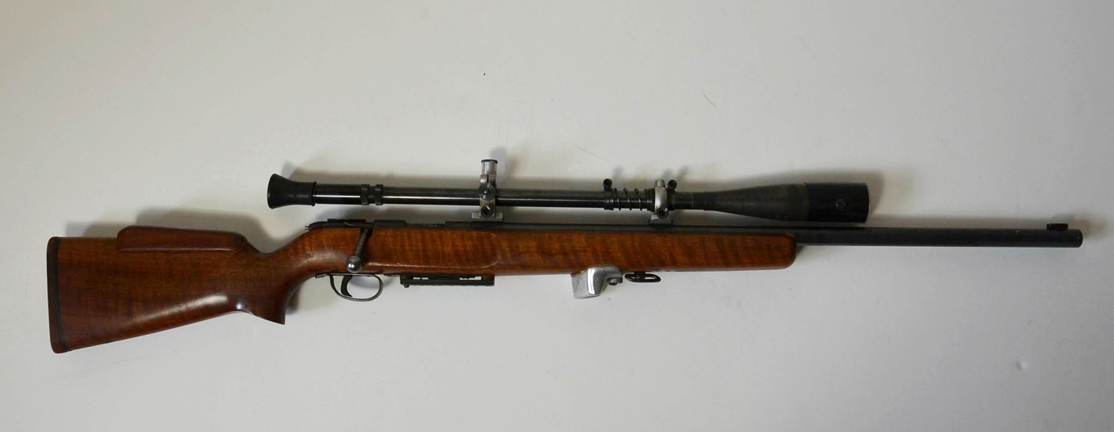 Remington The Matchmaster Model 513-T Bolt Action Rifle.