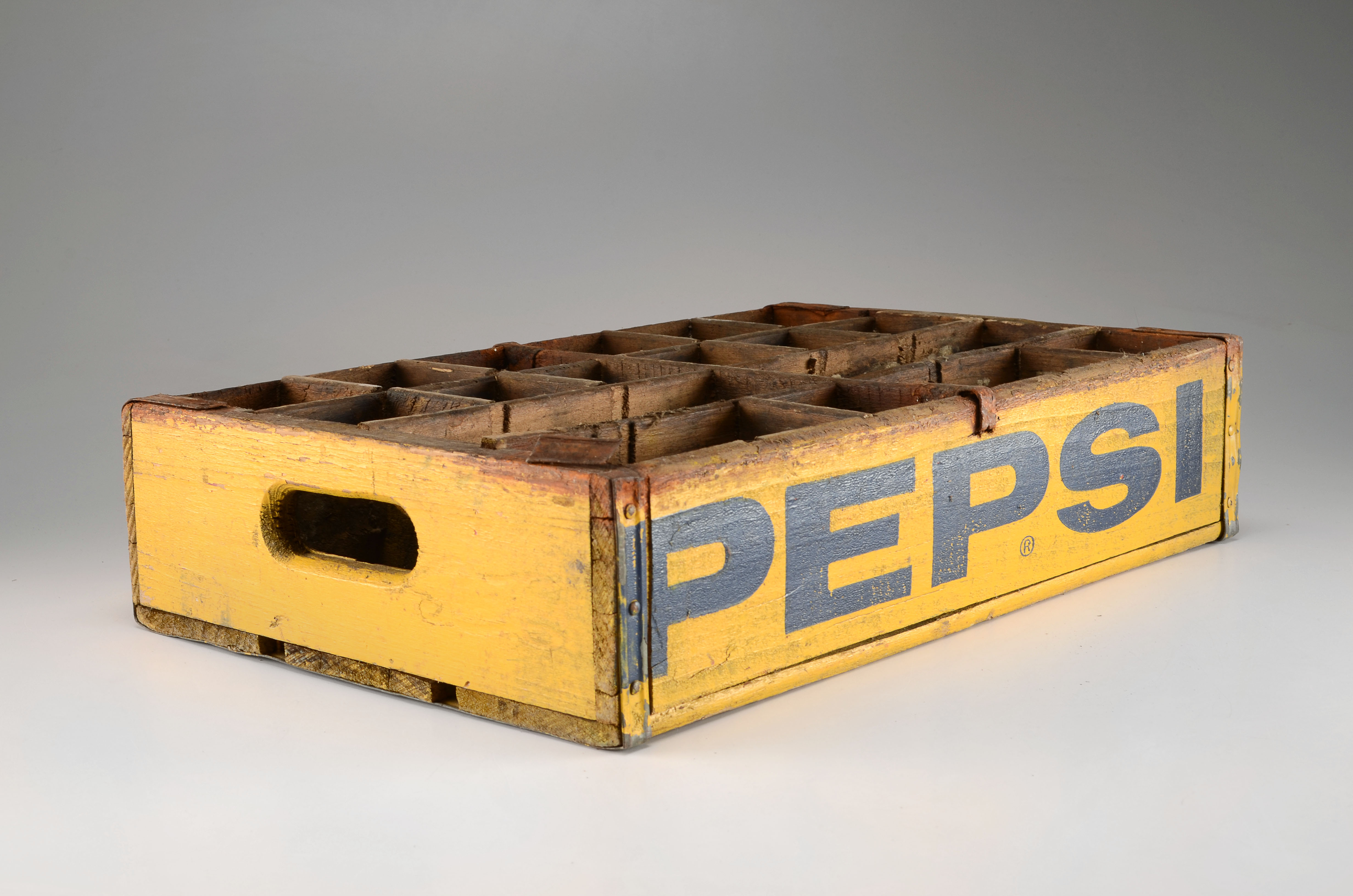Pepsi-Cola Bottle Carrying Crate
