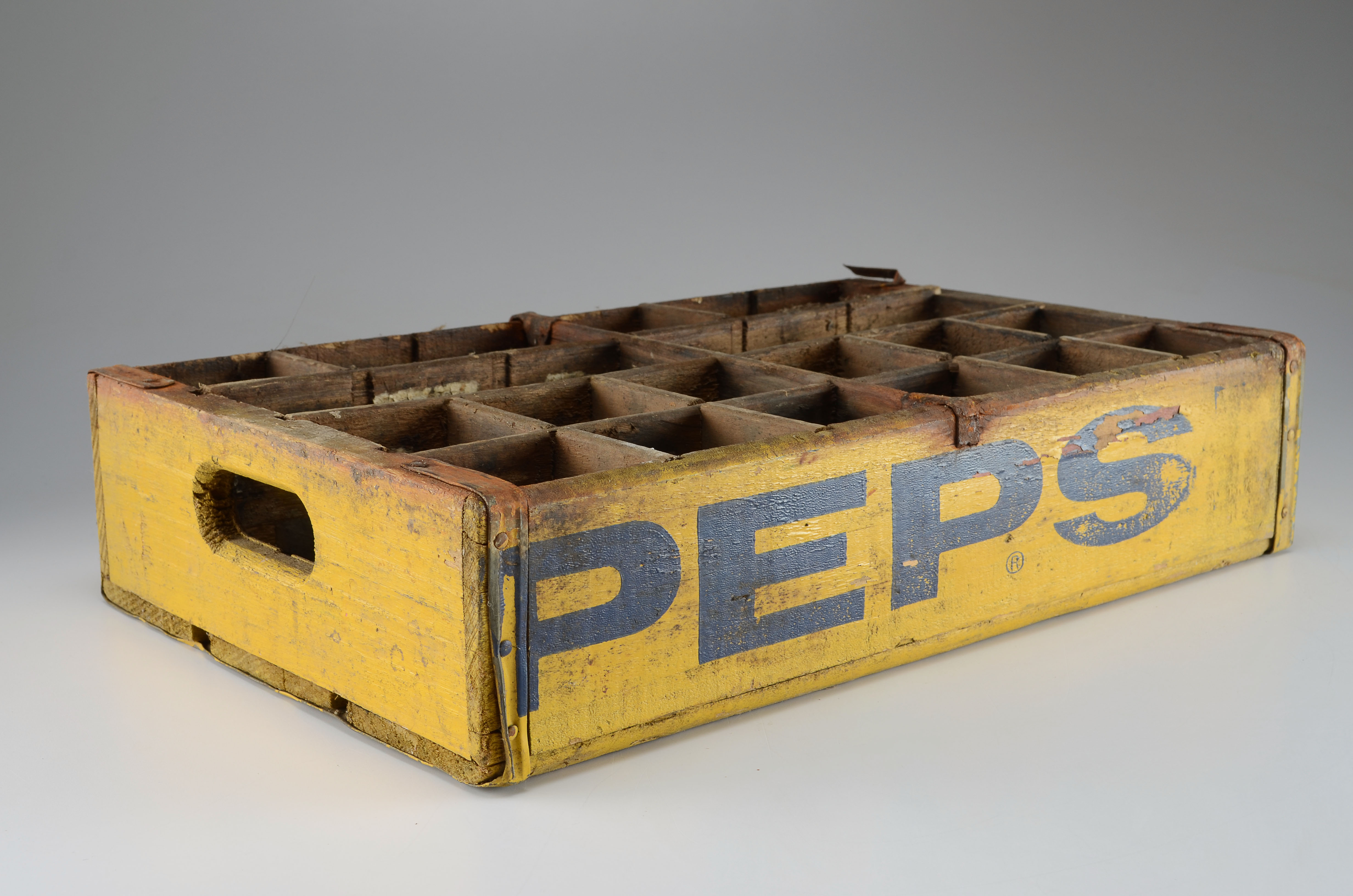 Pepsi-Cola Bottle Carrying Crate