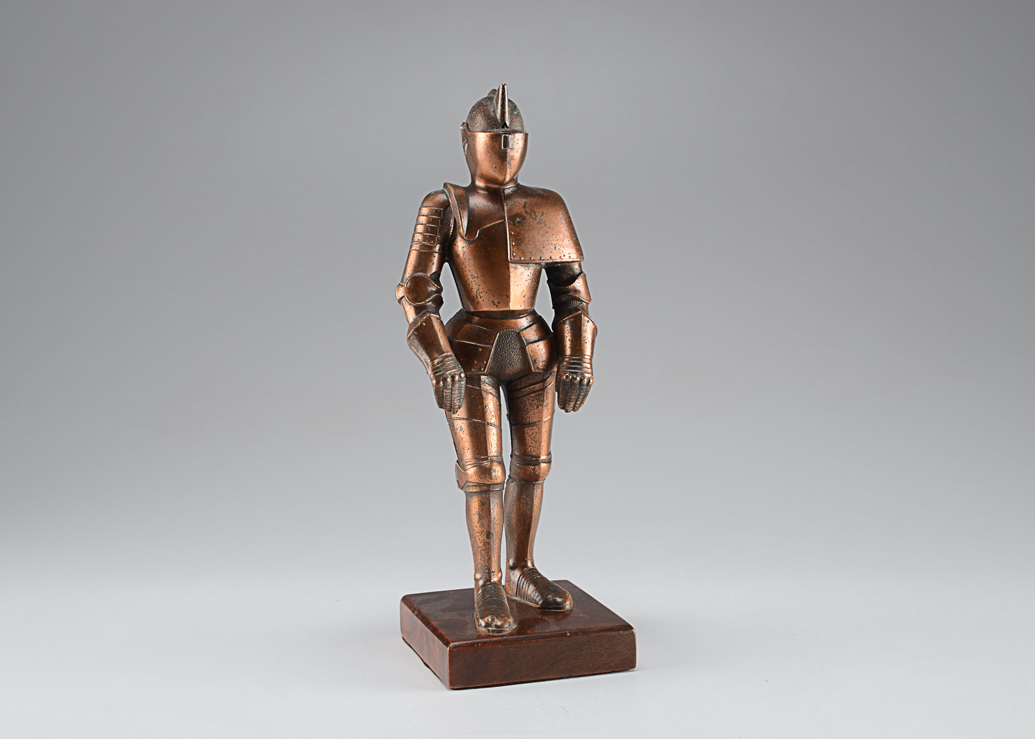 Vintage Figural Knight Table Lighter