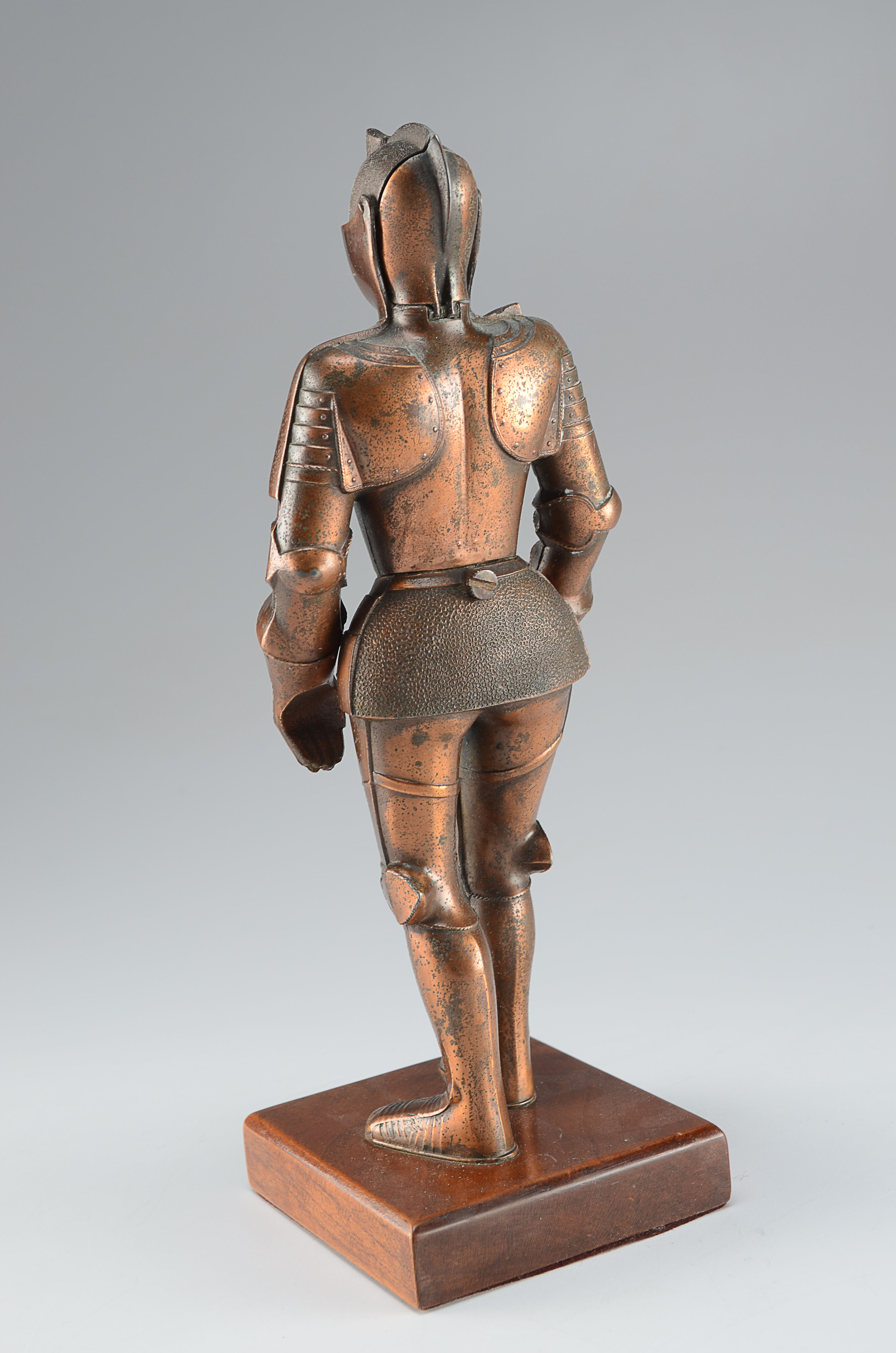 Vintage Figural Knight Table Lighter