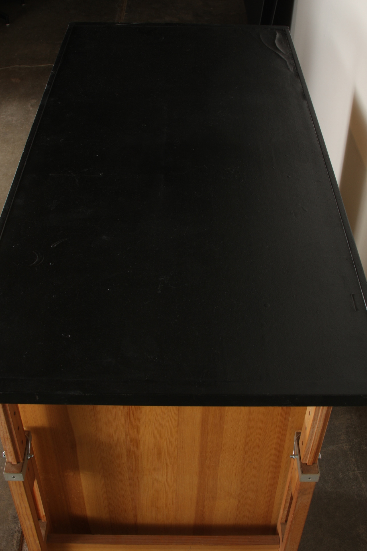 Laukaan Puu Desk, Finnish Modern, from the estate of modern artist Margaret Newland Wenstrup