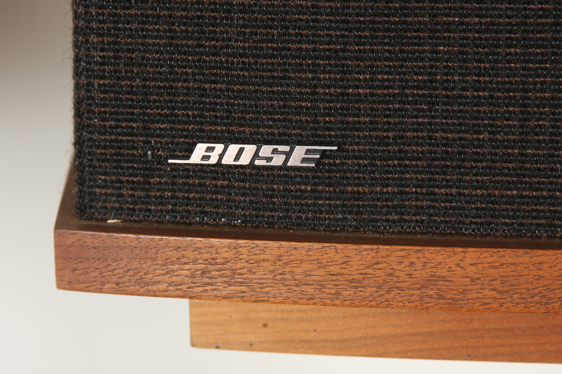 Pair of Bose 901 Series V Speakers and Stands, Walnut Cabinets