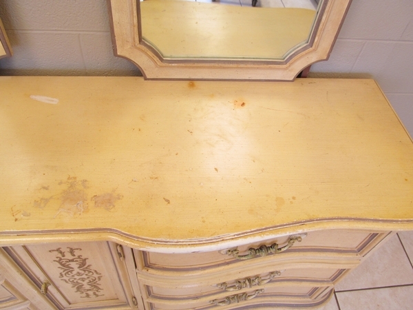 Thomasville Dresser & 2 Mirrors