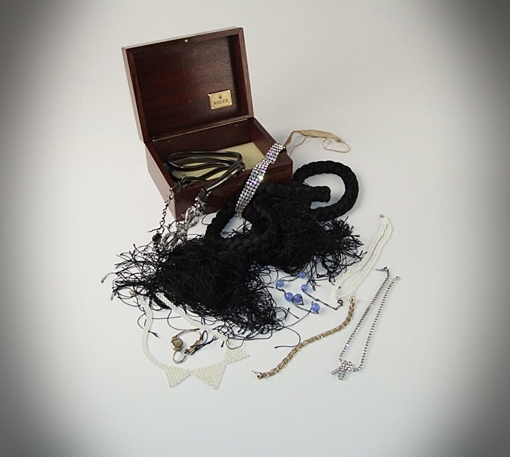 A random lot of vintage jewelry and accessories 