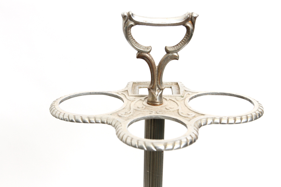 Art Deco Light Up Smoking Stand