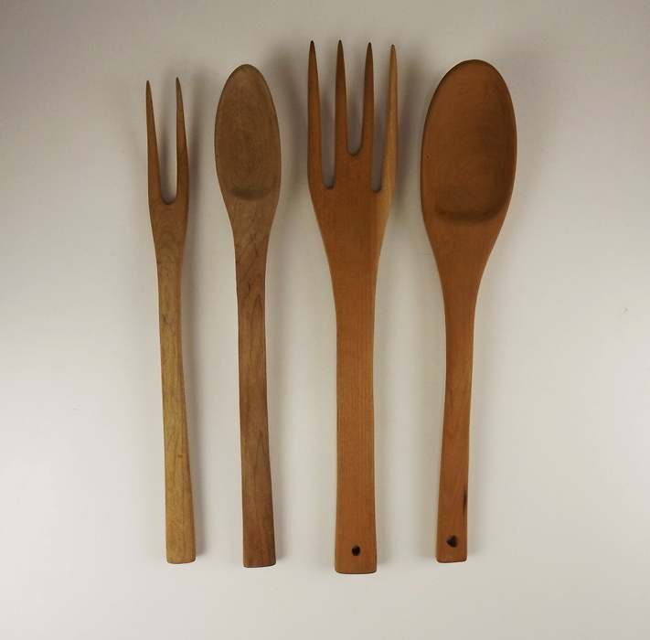 Graniteware Bowl and Decorative Wood Utensils 