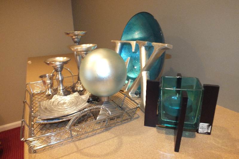 Lovely decorative accessories which will dazzle your "EX"