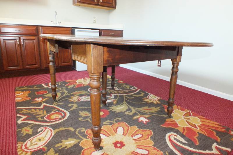 Antique oak drop leaf table