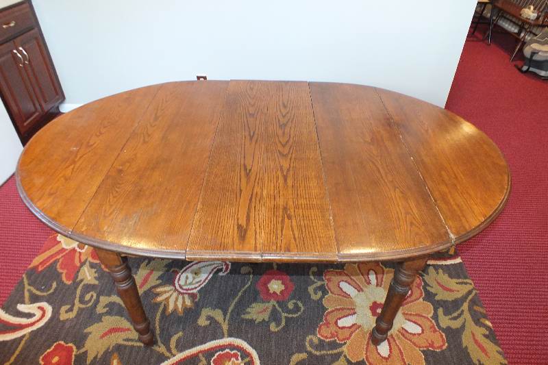 Antique oak drop leaf table