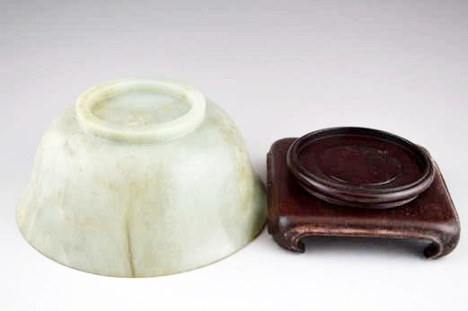 Chinese Jade Bowl, a 20th century replica of a Qianlong Era, Qing Dynasty Piece