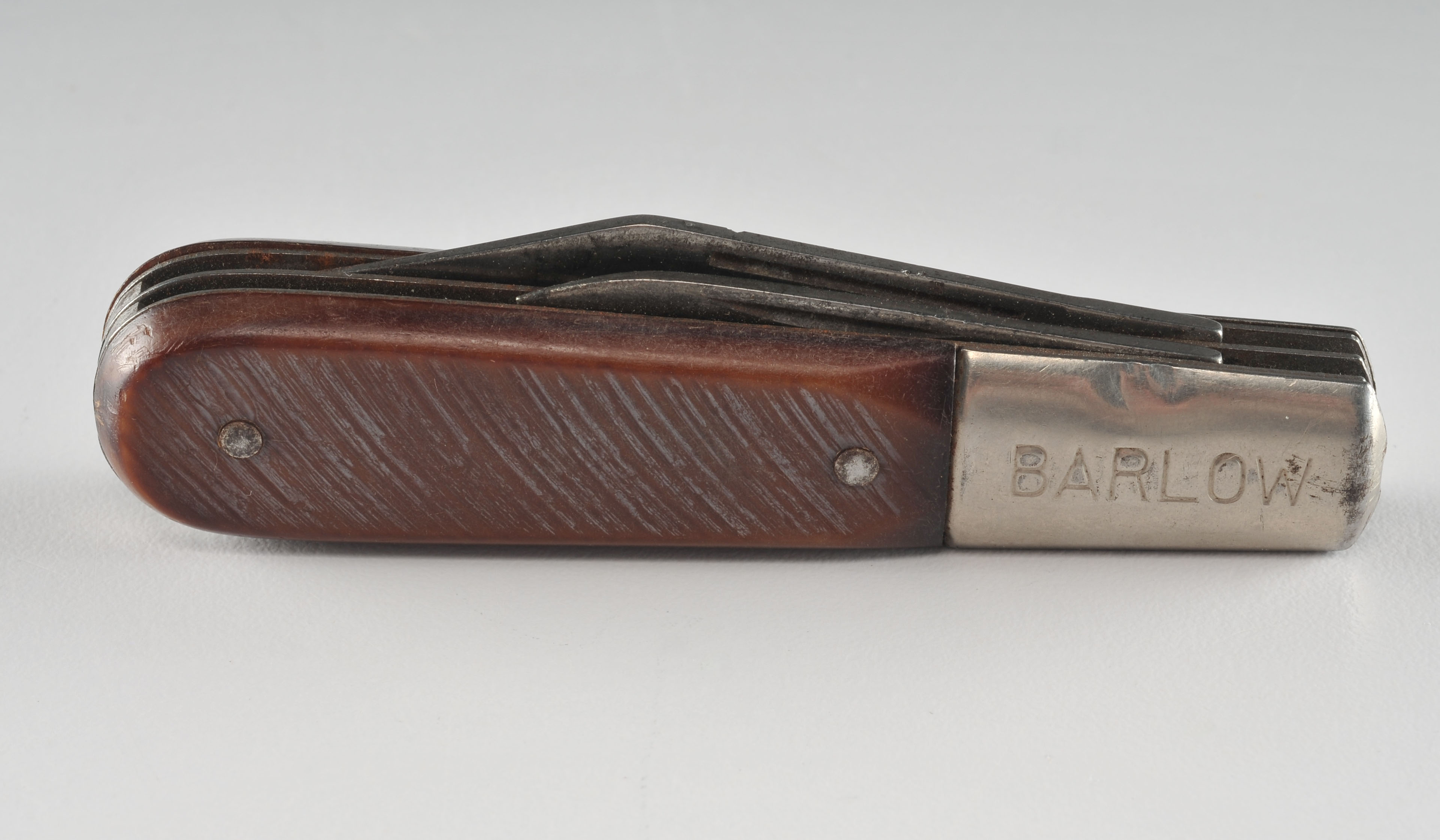 Vintage Barlow two blade pocket knife with brown handle.
