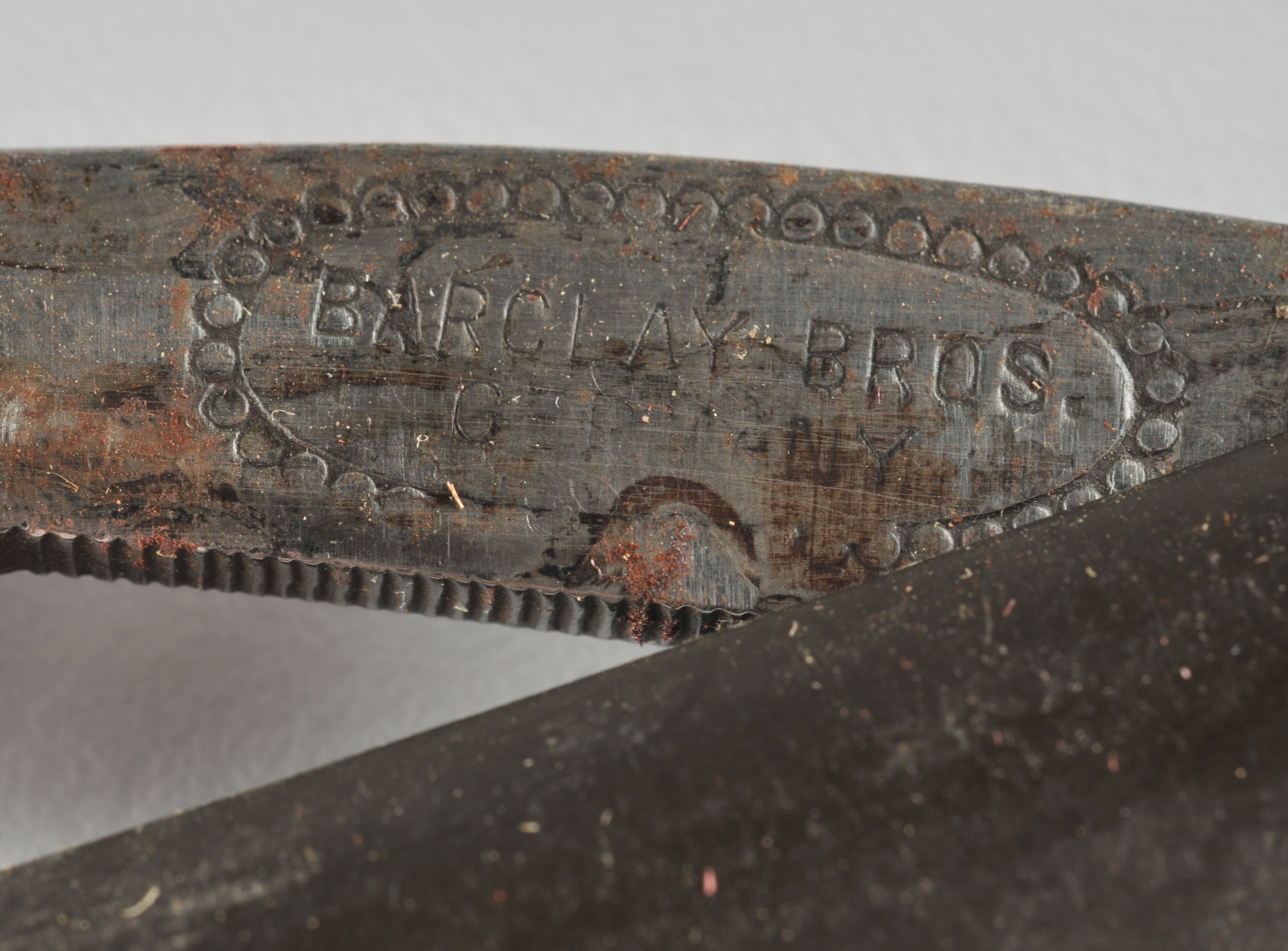 Group of (5) various vintage straight razors