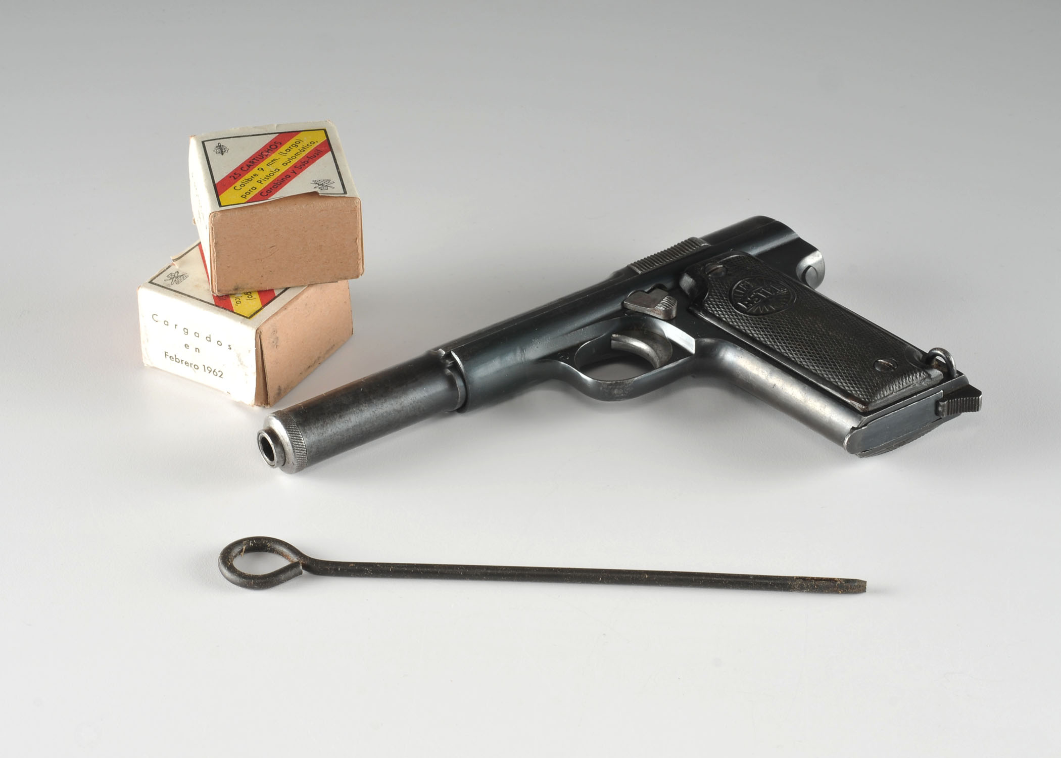 Astra 400 Model 1921 semi-automatic pistol