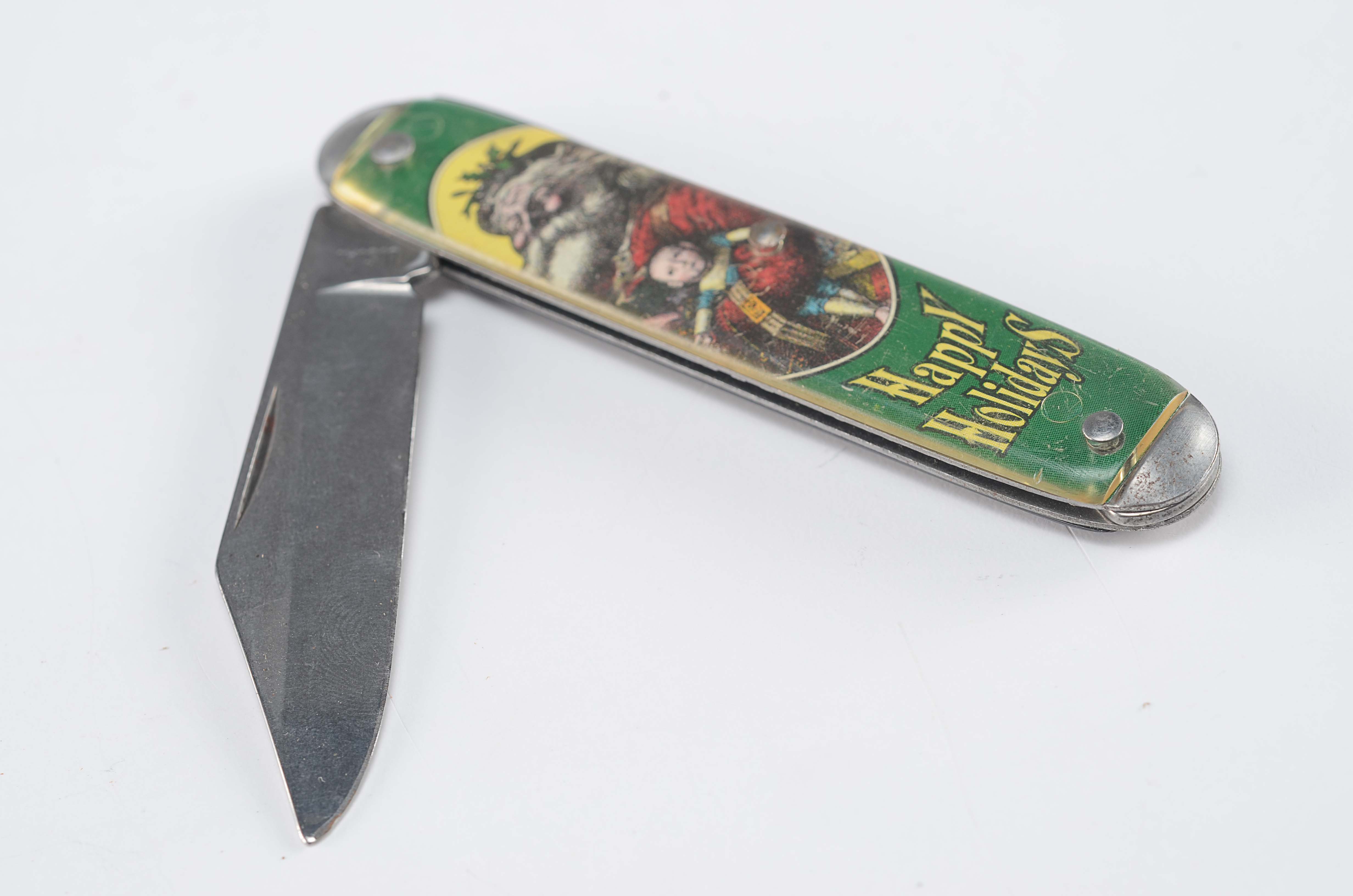 Various themed vintage pocket knives