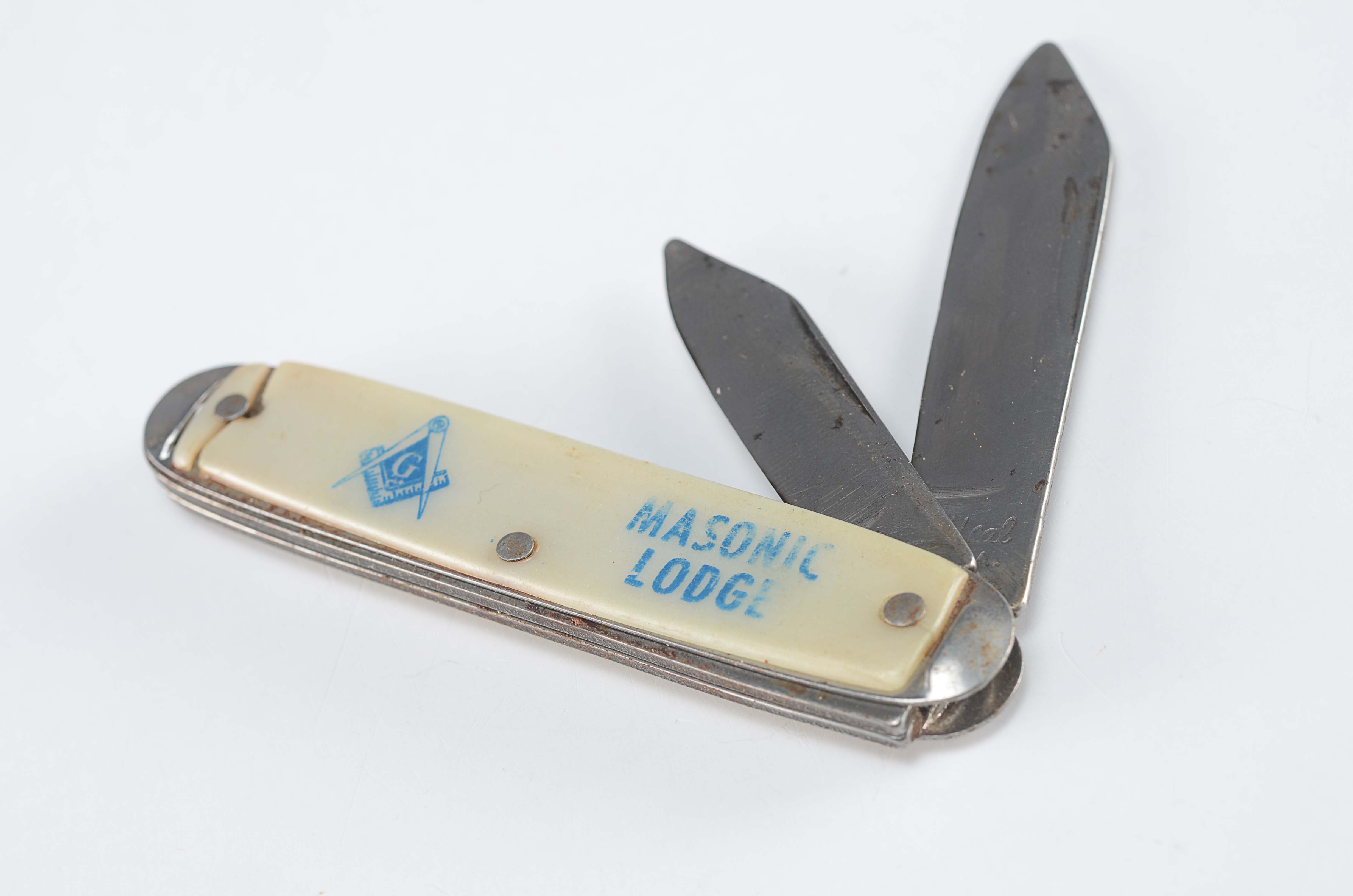 Various themed vintage pocket knives