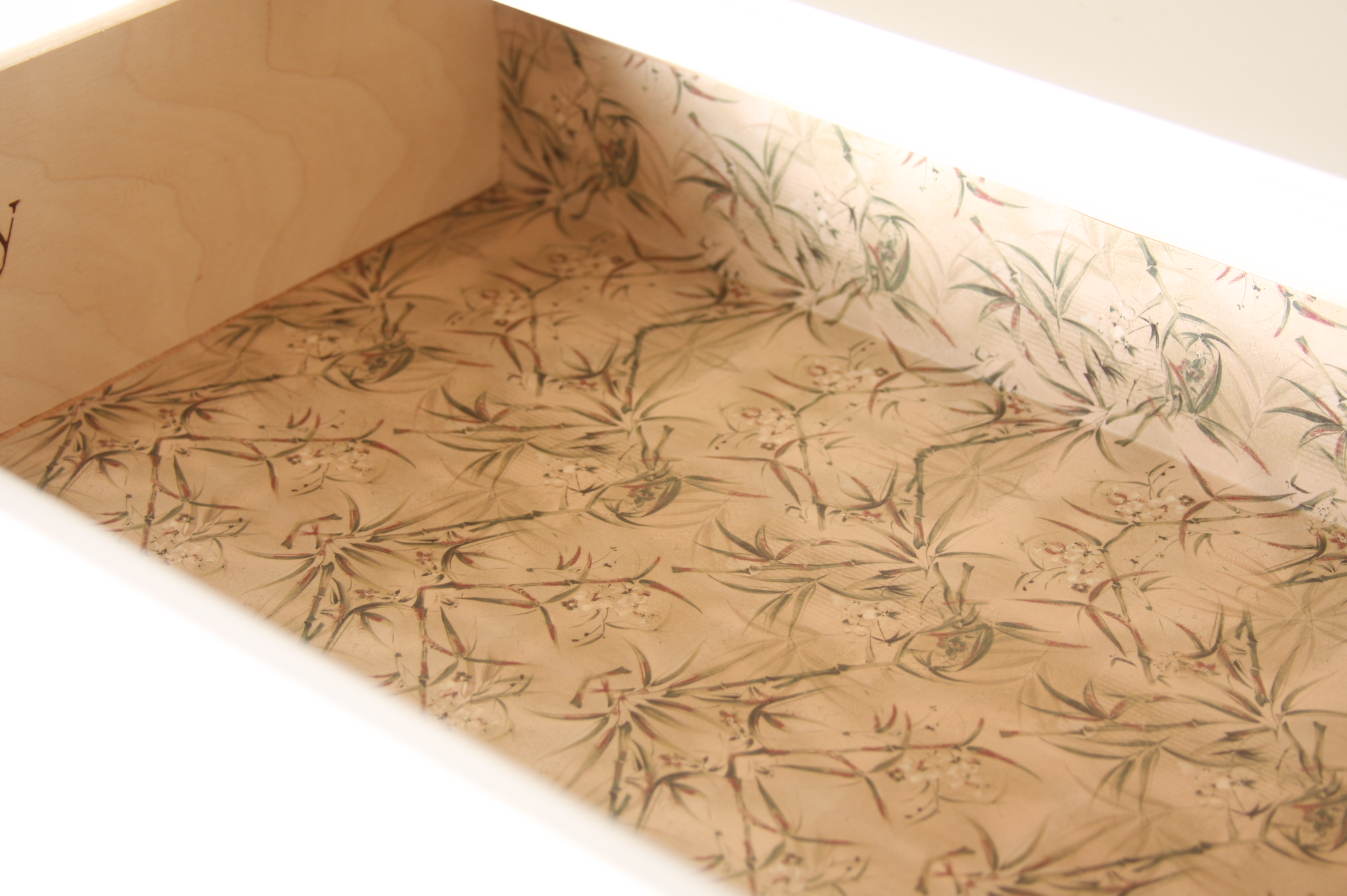 Stanley Furniture White Bachelor's Chest of Drawers