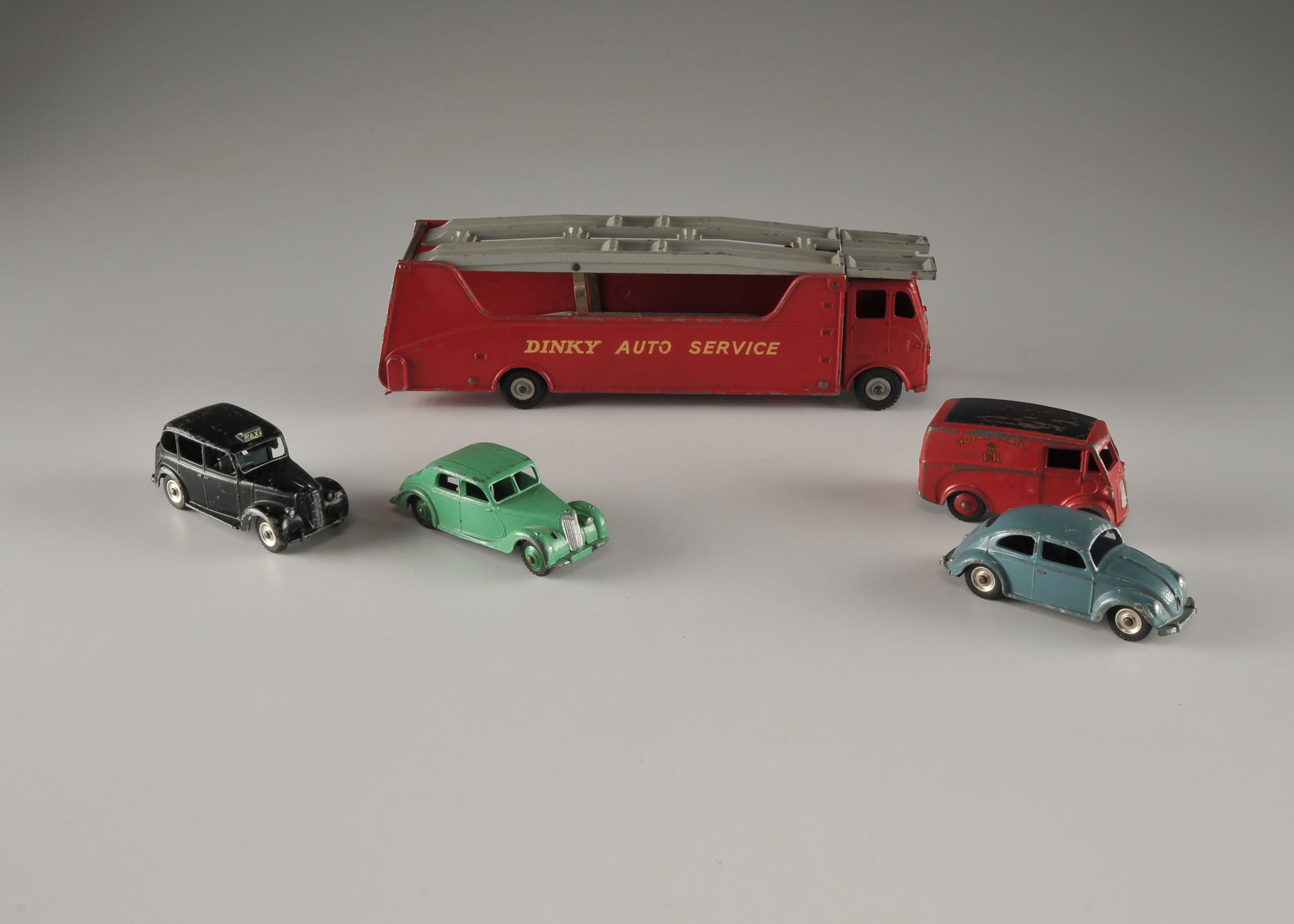 Five vintage Dinky Toys metal cars