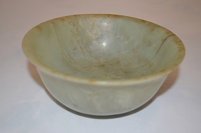Chinese Jade Bowl, a 20th century replica of a Qianlong Era, Qing Dynasty Piece
