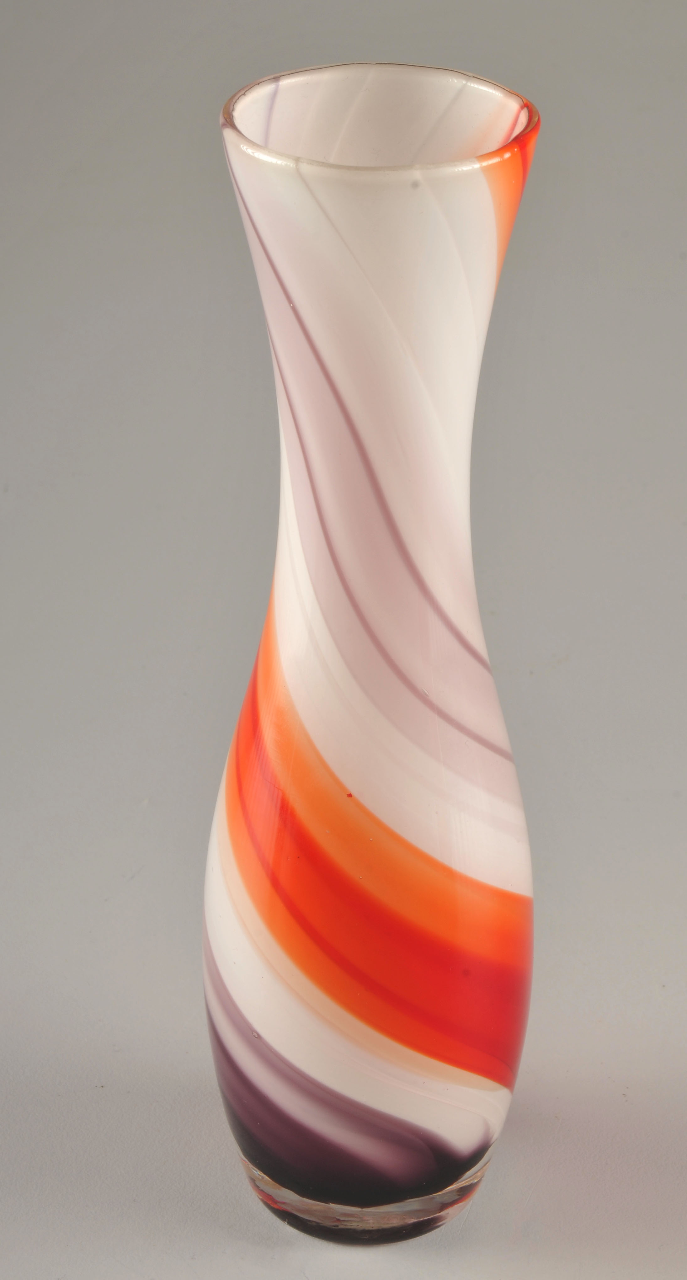 Two handblown vintage Nasco glass vases