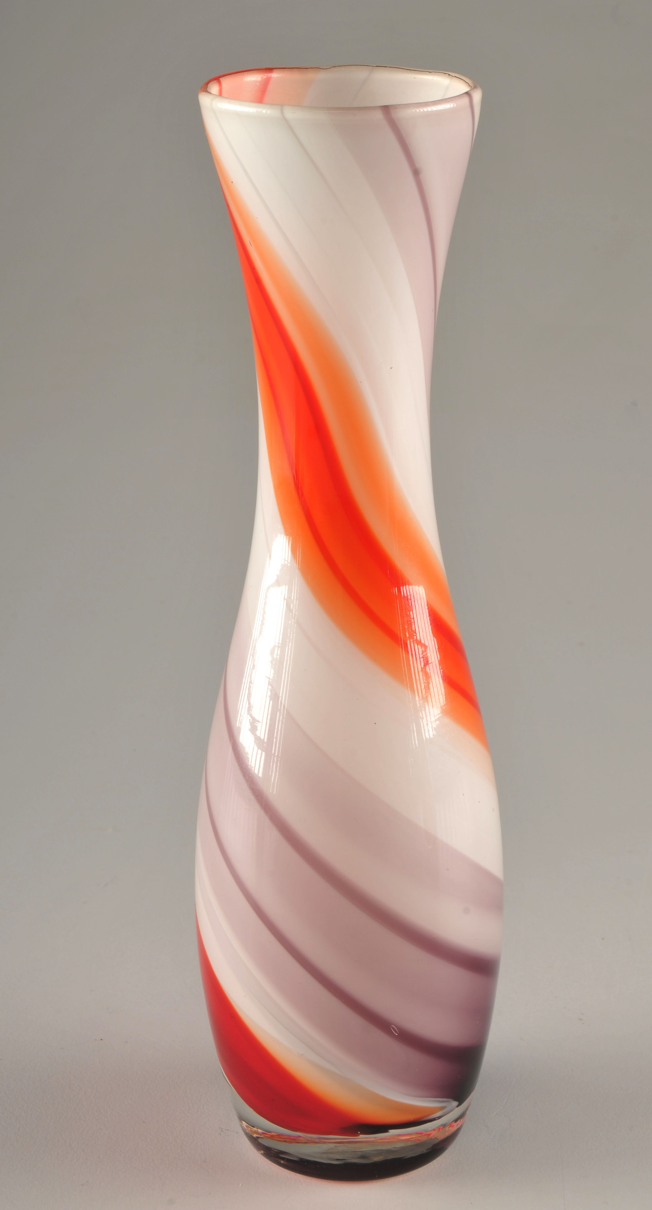 Two handblown vintage Nasco glass vases