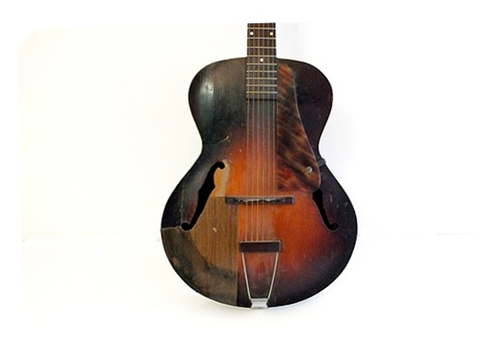 Vintage 1930-40's Gibson acoustic archtop gutair