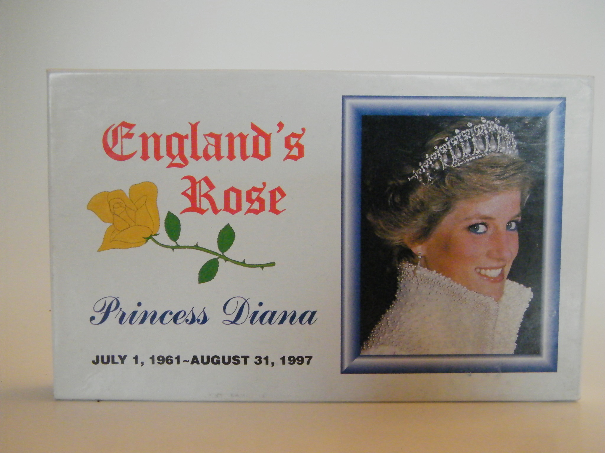 Princess Diana collectors knife