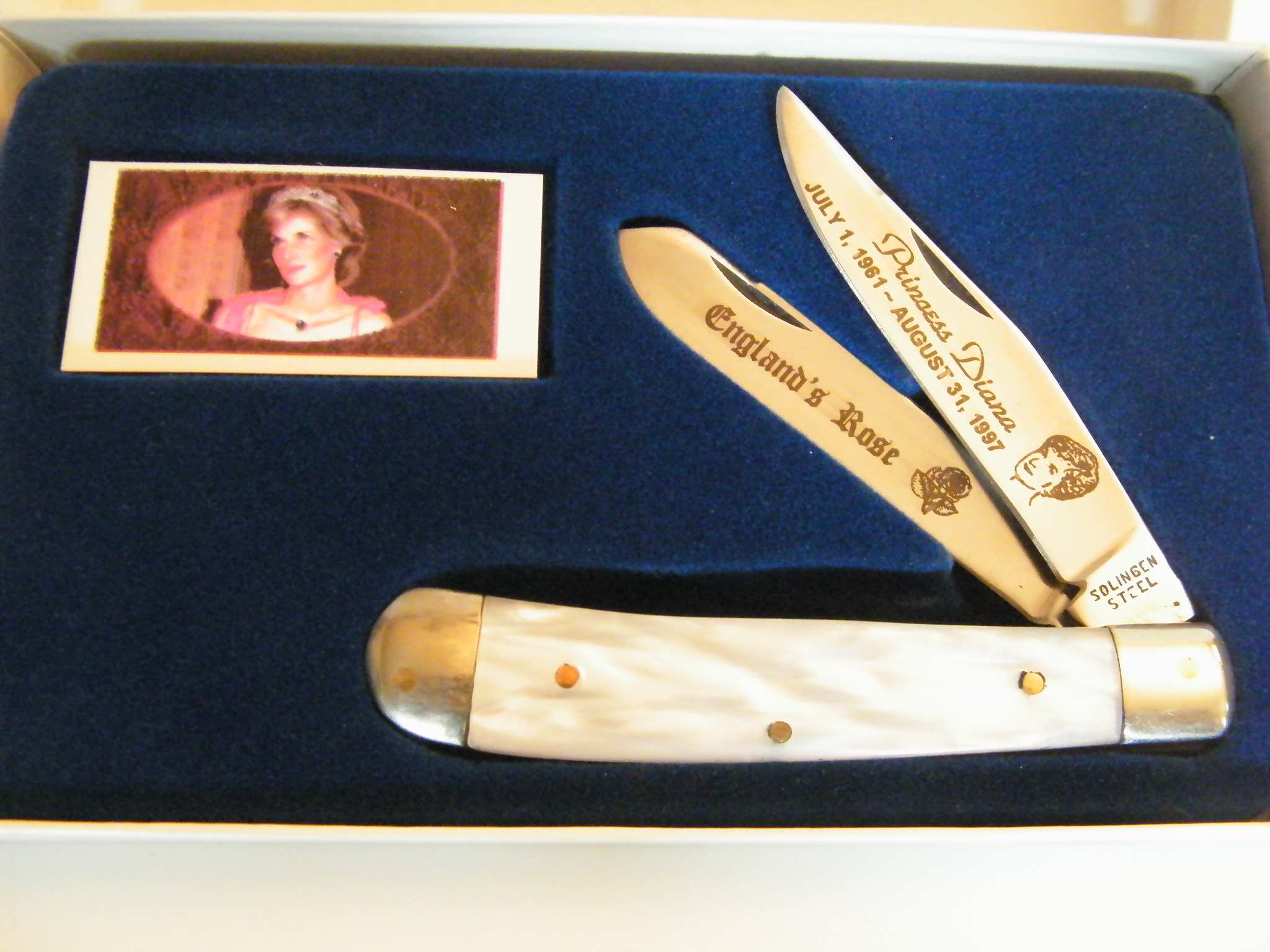 Princess Diana collectors knife