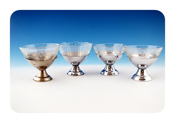 Metal sundae holders with glass inserts