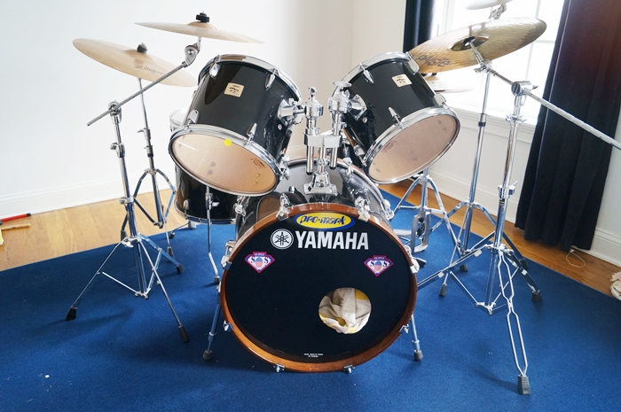 Yamaha Five Piece Drum Set 