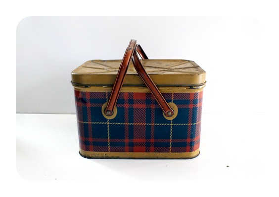 Vintage plaid metal picnic basket
