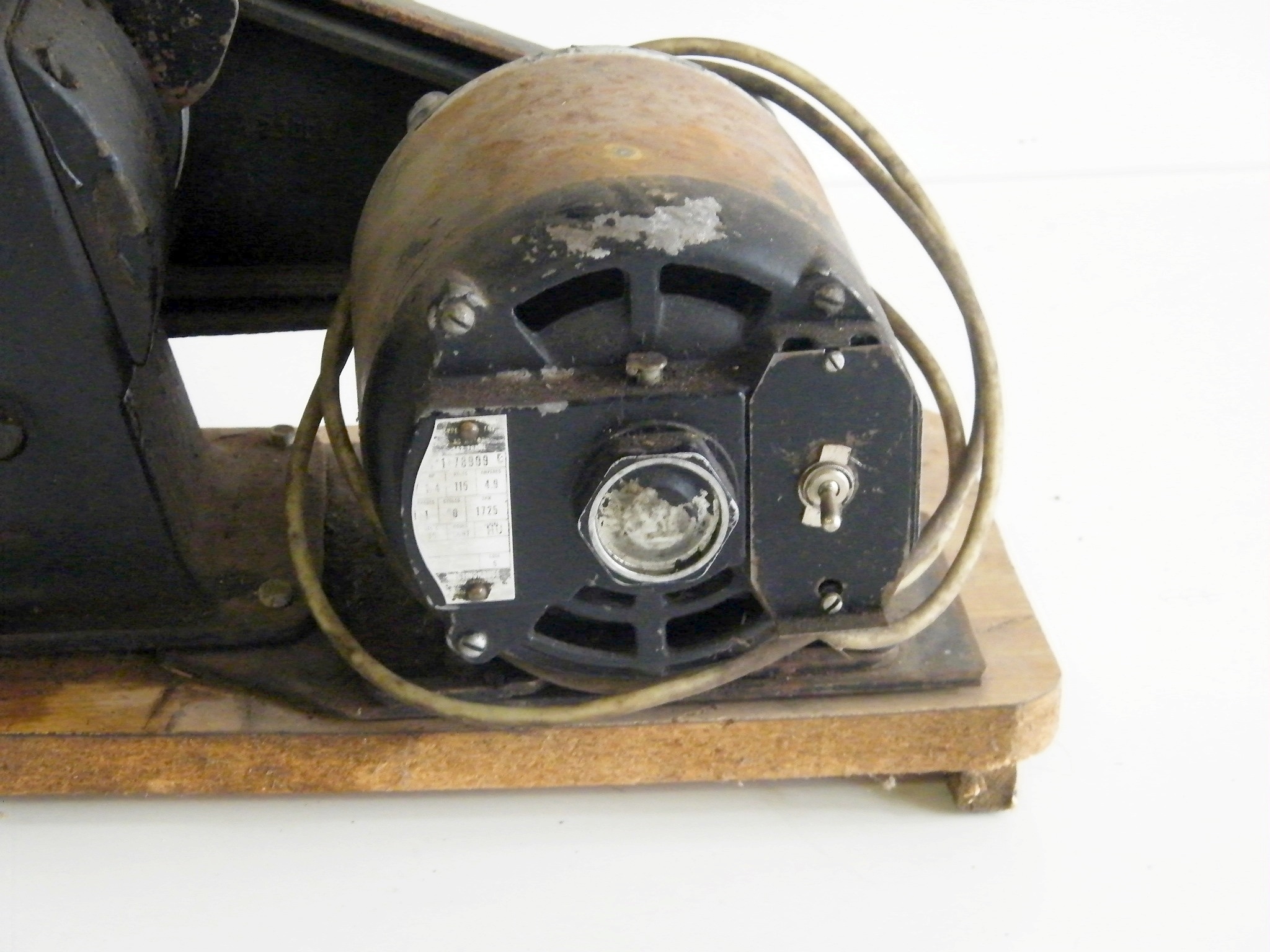 Antique Cream Separator