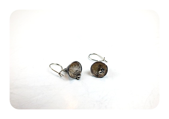 Delicate sterling bracelet and earrings. 