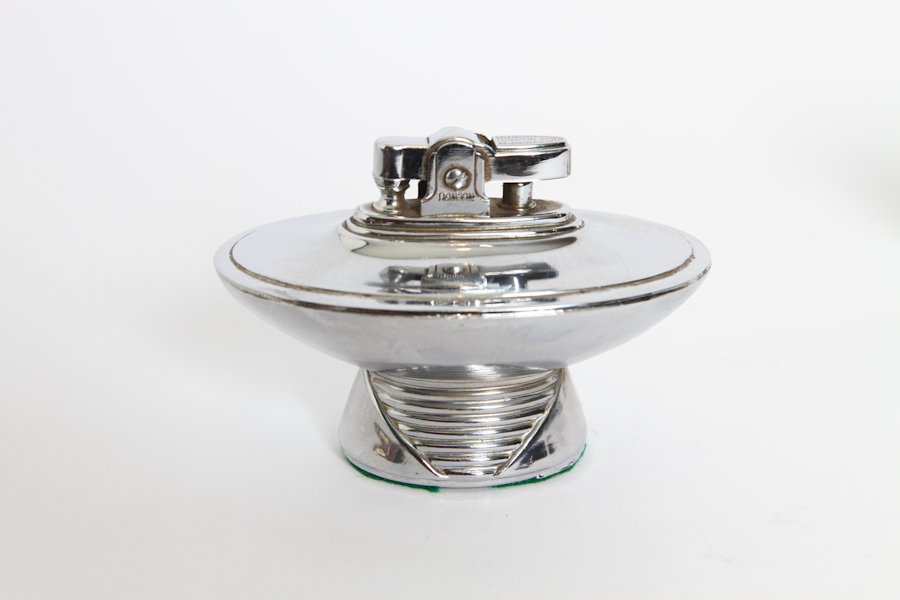 3 Vintage Table Lighters