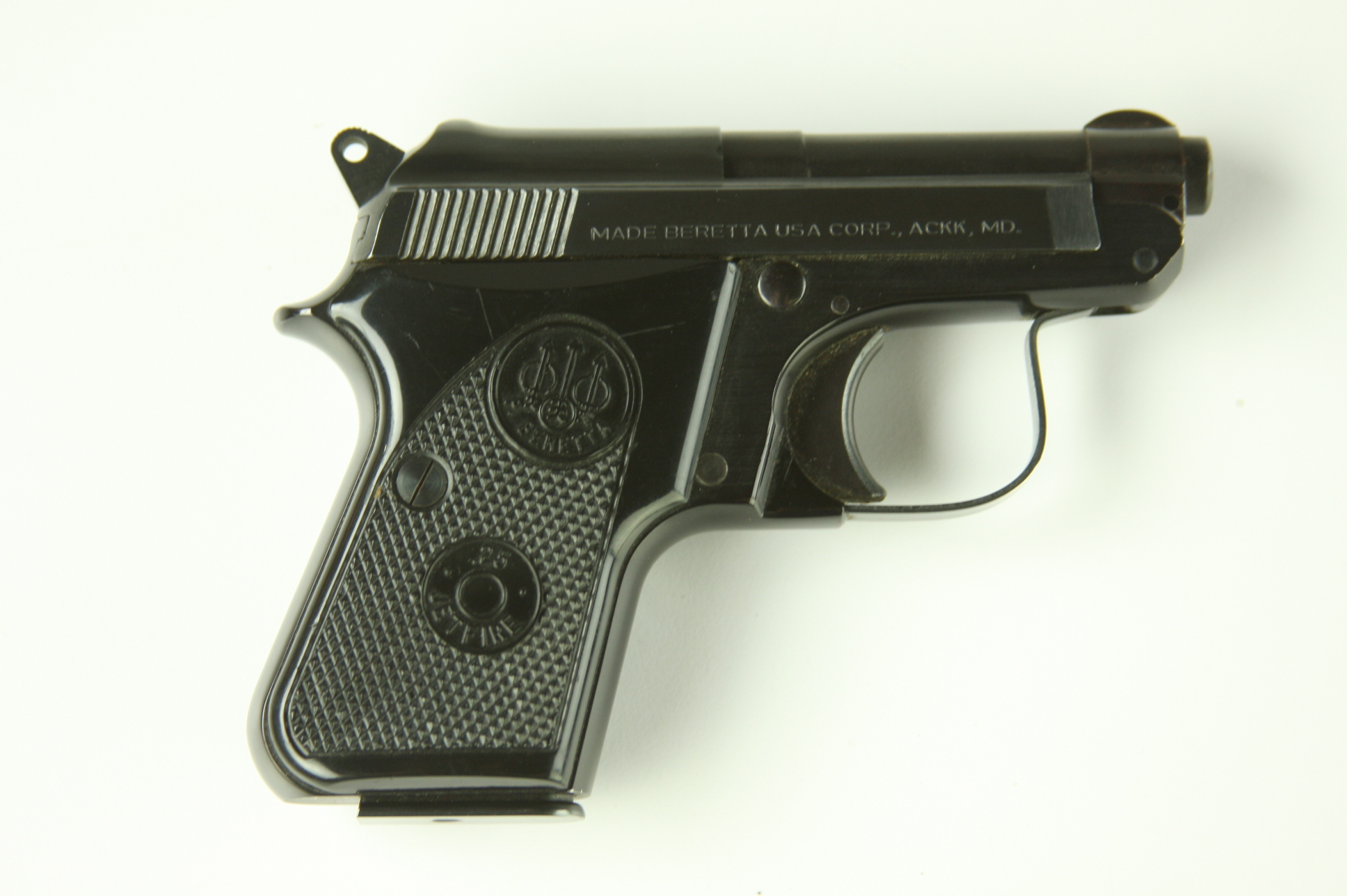 P Beretta Model 950 BS .25 caliber pistol