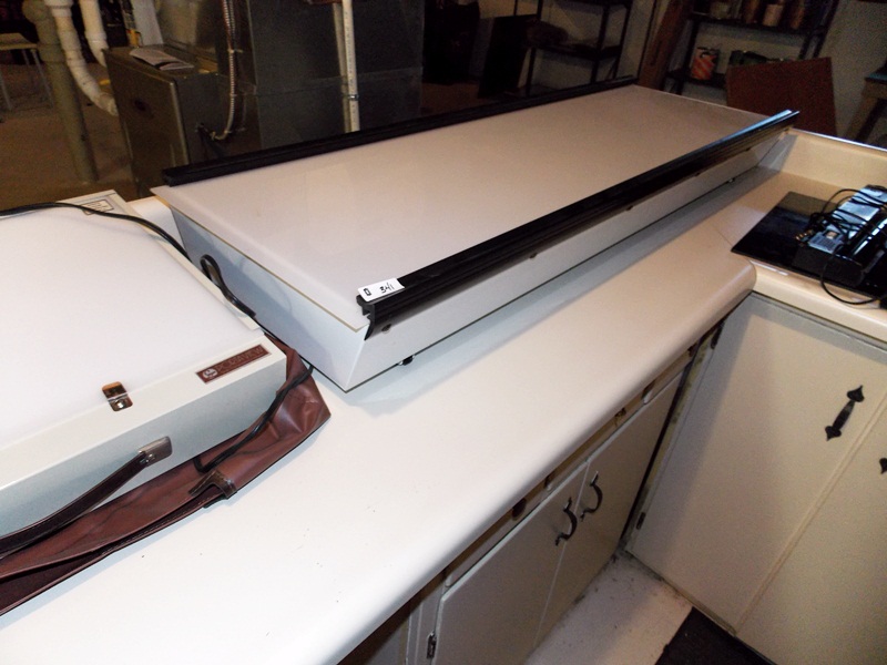 Bretford Acculight Negative Viewer